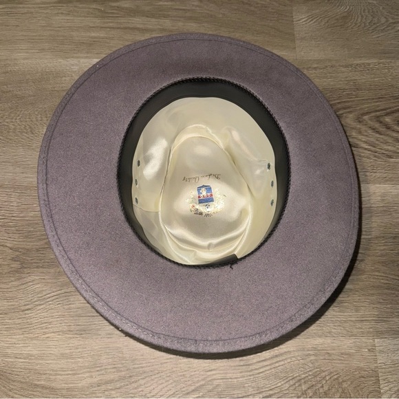DeLuxe Quality Vintage Lavender Fedora Hat main image 6
